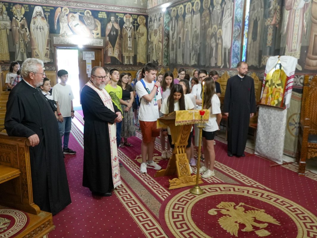 Școală de vară pentru 40 de elevi la Seminarul Teologic din Galați 367958