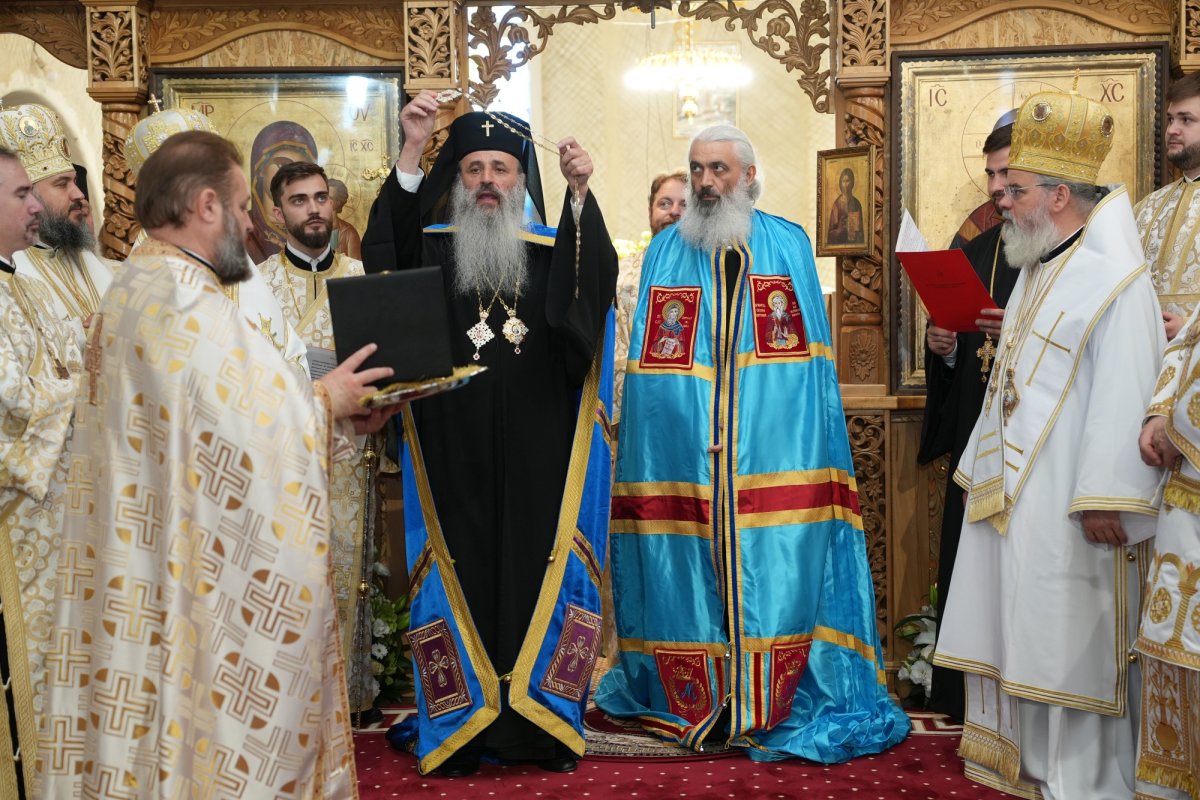 A fost întronizat noul Mitropolit al Basarabiei 368135