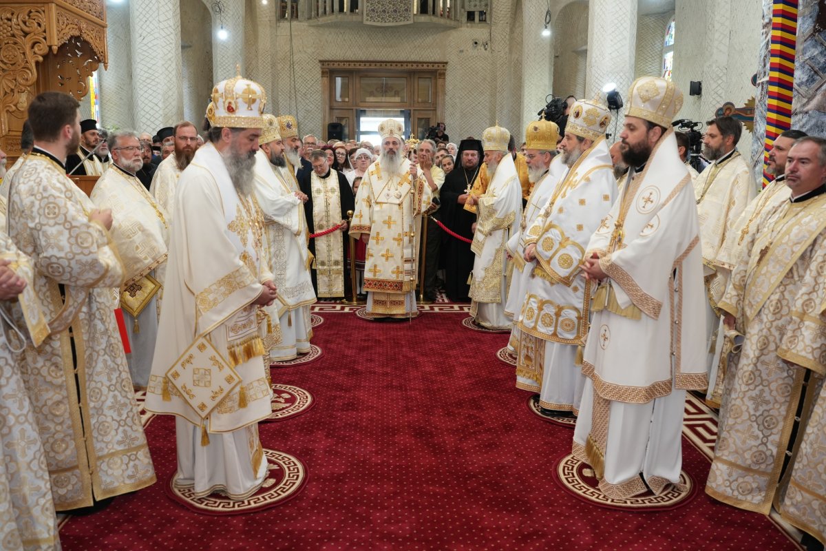 A fost întronizat noul Mitropolit al Basarabiei 368154