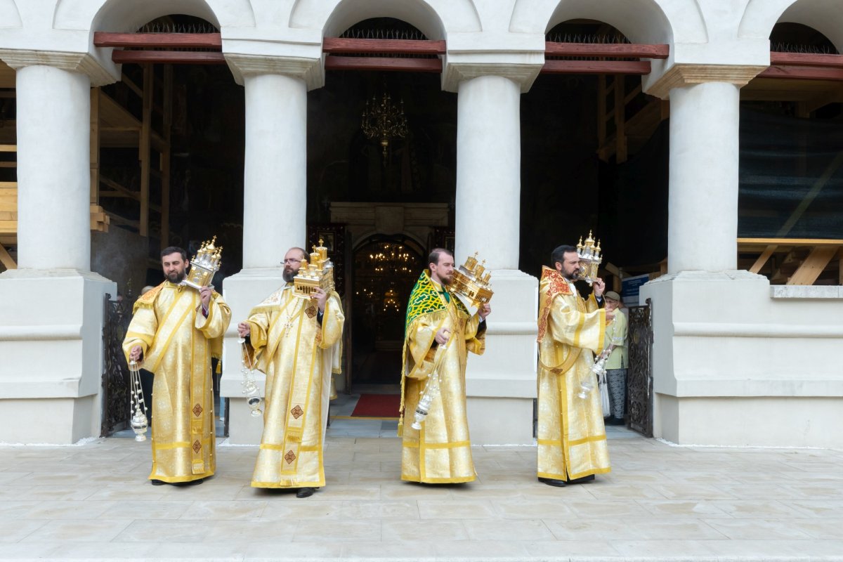 Debutul sărbătorii de vară a Ocrotitorului Bucureștilor 368219
