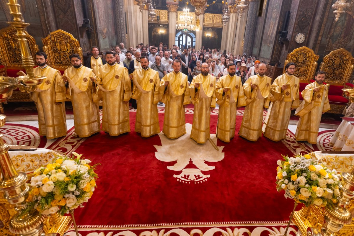 Debutul sărbătorii de vară a Ocrotitorului Bucureștilor 368224