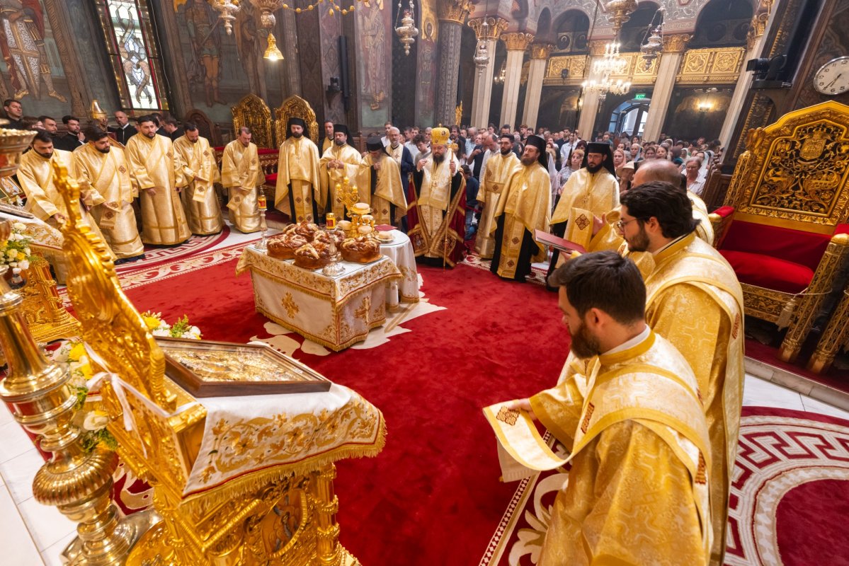 Debutul sărbătorii de vară a Ocrotitorului Bucureștilor 368226