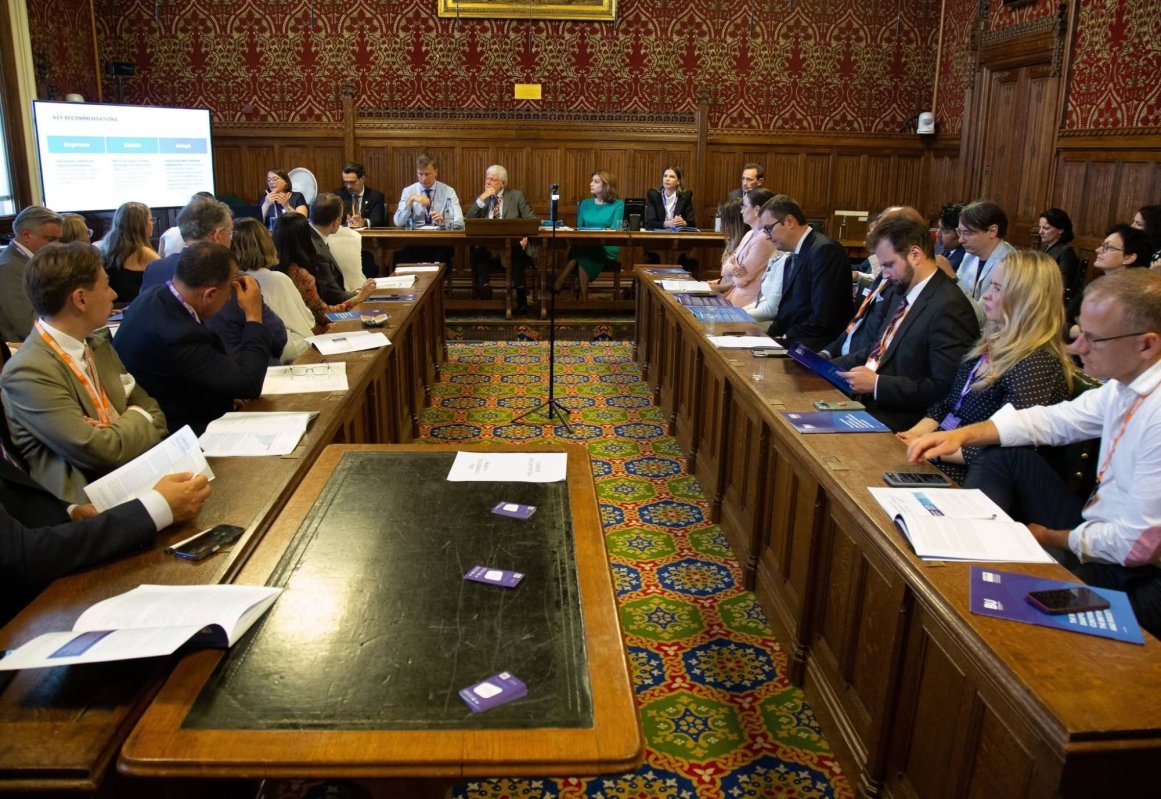Limba română, cea mai vorbită limbă străină la Londra 368324