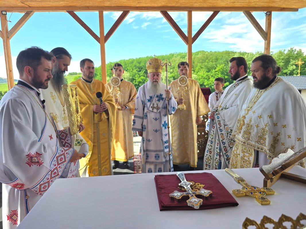 Hramul de vară la mănăstirea din localitatea clujeană Legii 368458