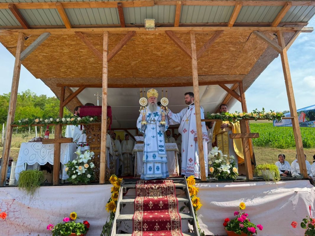 Hramul de vară la mănăstirea din localitatea clujeană Legii 368459