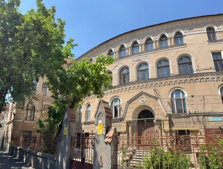 Începutul lucrărilor la Centrul de îngrijiri paliative din Arad 368540