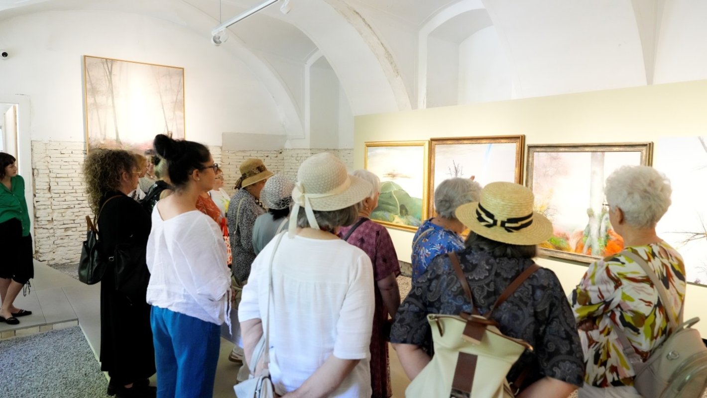 Beneficiarii Centrului „Sfânta Treime” din Sibiu participă la ateliere de art-terapie 368638