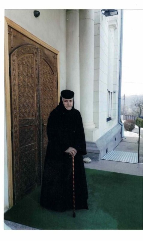 Monahia Nifona Fluture de la Pasărea - statornicie, rugăciune și  smerenie 368678