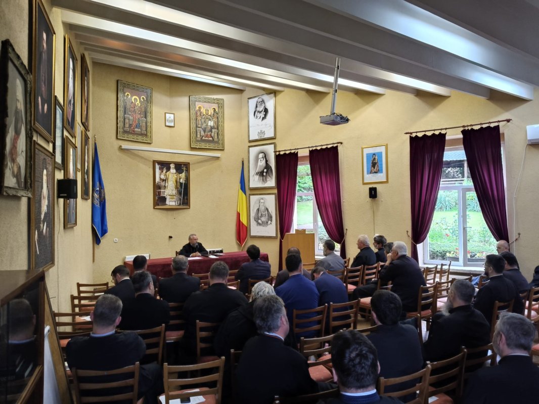 Ședință administrativă și conferință preoțească la Protopopiatul Brașov 368644