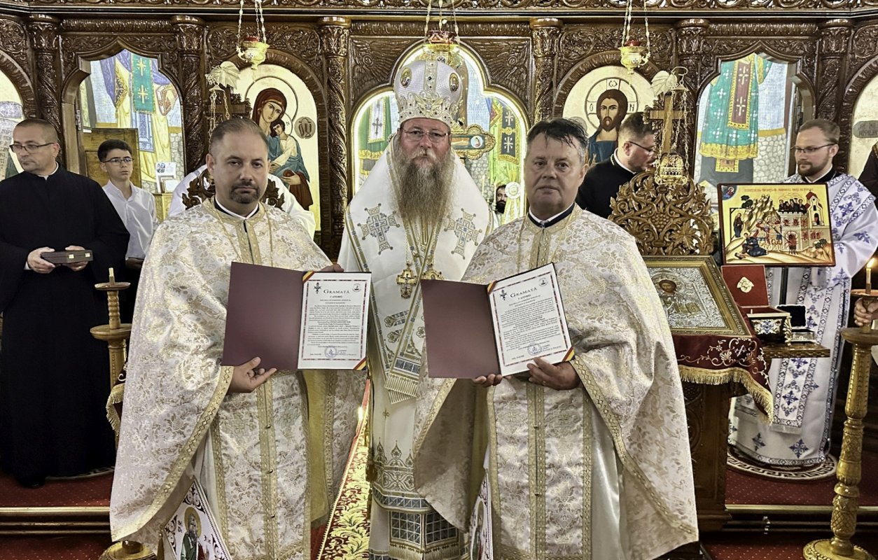 Centenarul Bisericii „Sfântul Ierarh Nicolae” din Topliţa 368784