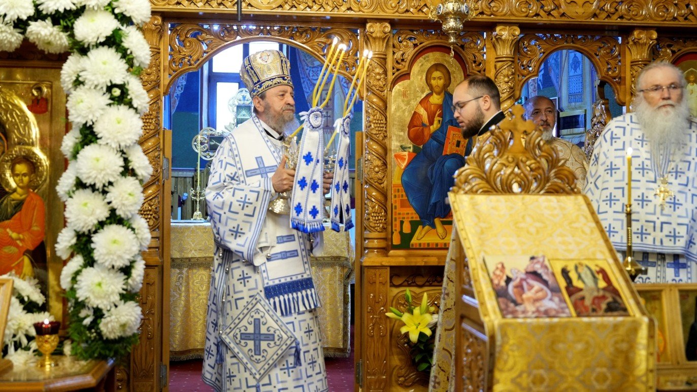 Liturghie arhierească la mănăstirea din Sita Buzăului 368982