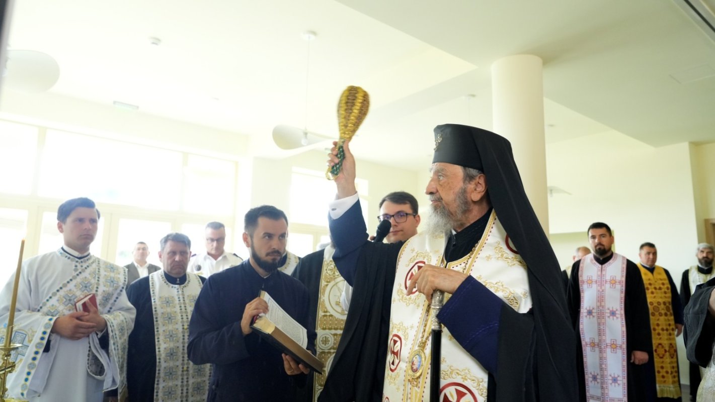 Sfinţirea Centrului social pentru vârstnici din Prejmer, judeţul Braşov 368990