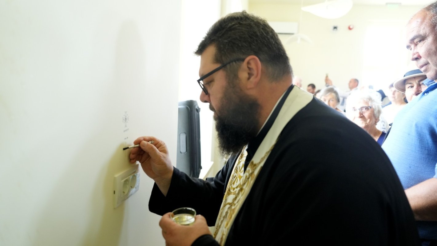 Sfinţirea Centrului social pentru vârstnici din Prejmer, judeţul Braşov 368992