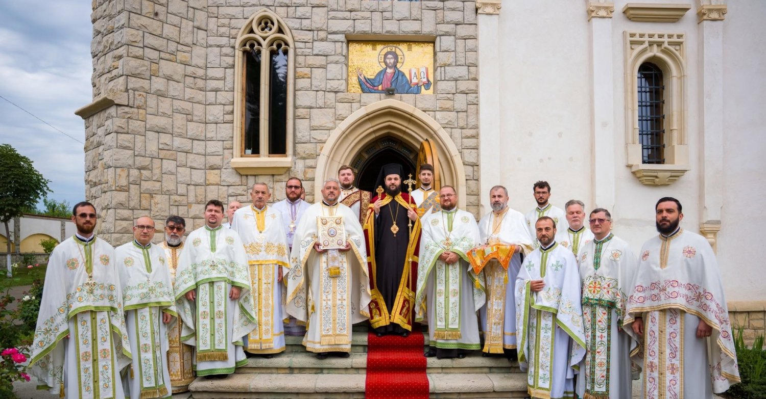 Hramul Bisericii „Sfânta Mironosiță Maria Magdalena”, din Municipiul Onești 369193