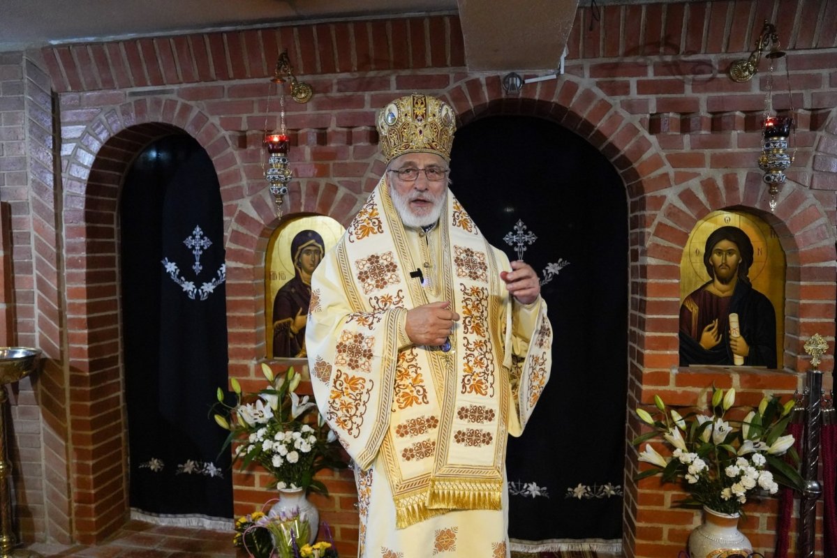 „Călători prin nori” ai Sfântului Pantelimon 369283