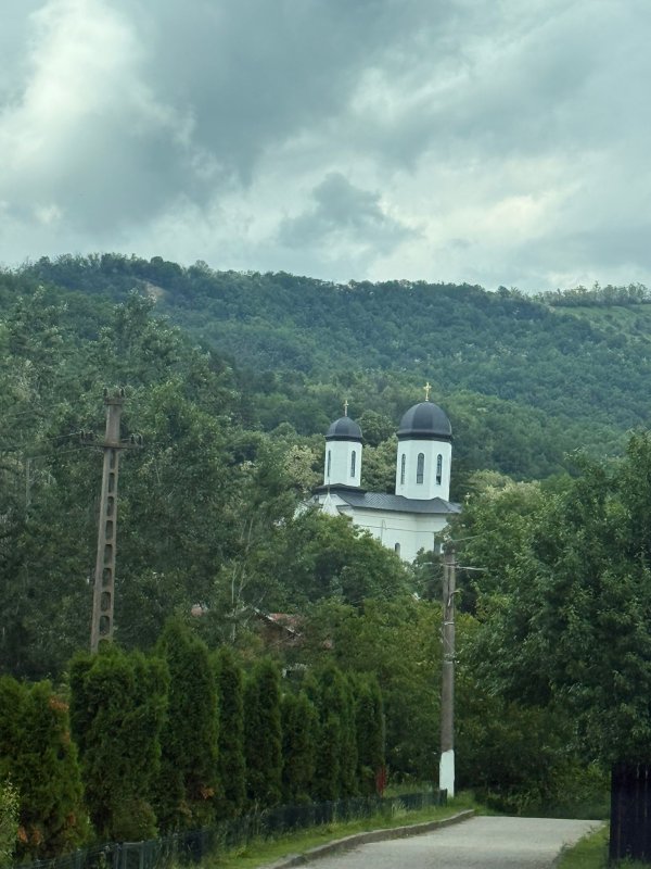 Chiojdeanca - satul luminilor tainice, al credinței și al cărturarilor neamului românesc 369336