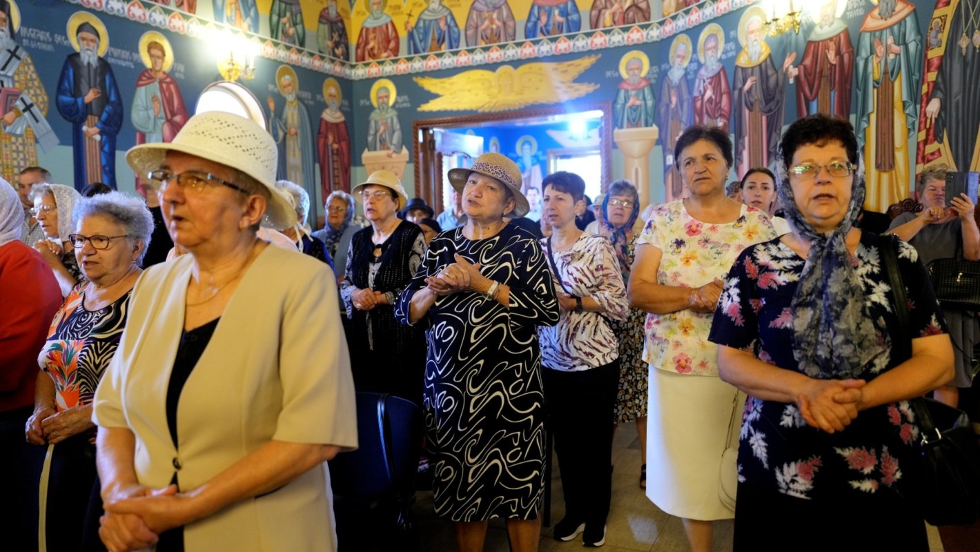 Liturghie arhierească în Biserica „Sfântul Proroc Ilie Tesviteanul” din Sibiu 369391
