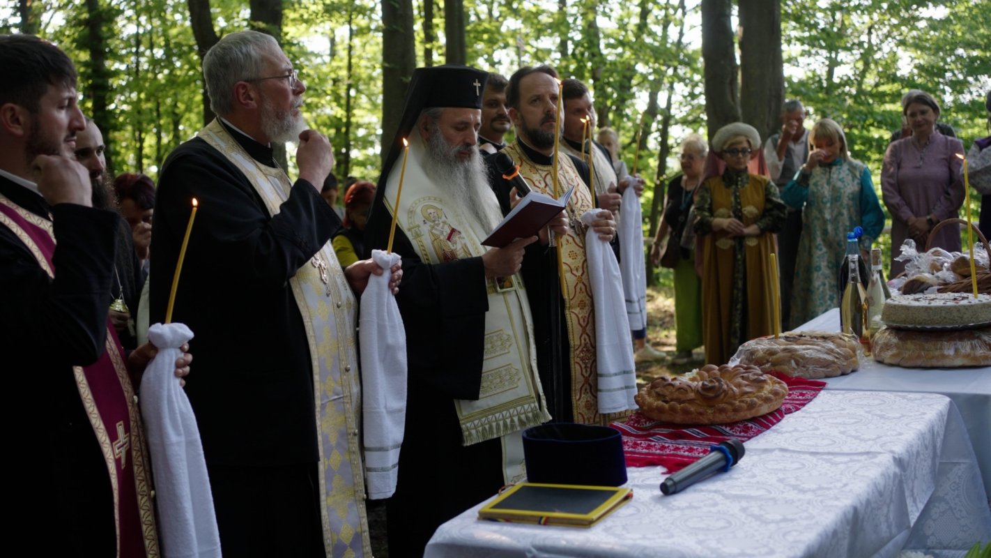 Ostașii Moldovei cinstiți la 550 de ani de la Bătălia de la Războieni - Valea Albă 369375