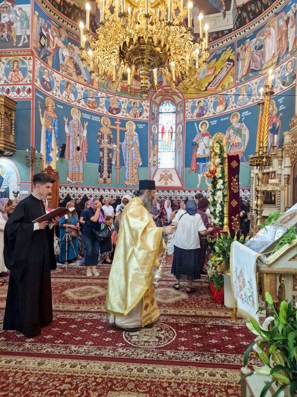 Evenimente duhovniceşti şi culturale la Biserica „Sfântul Pantelimon”‑Foișorul de Foc  369444
