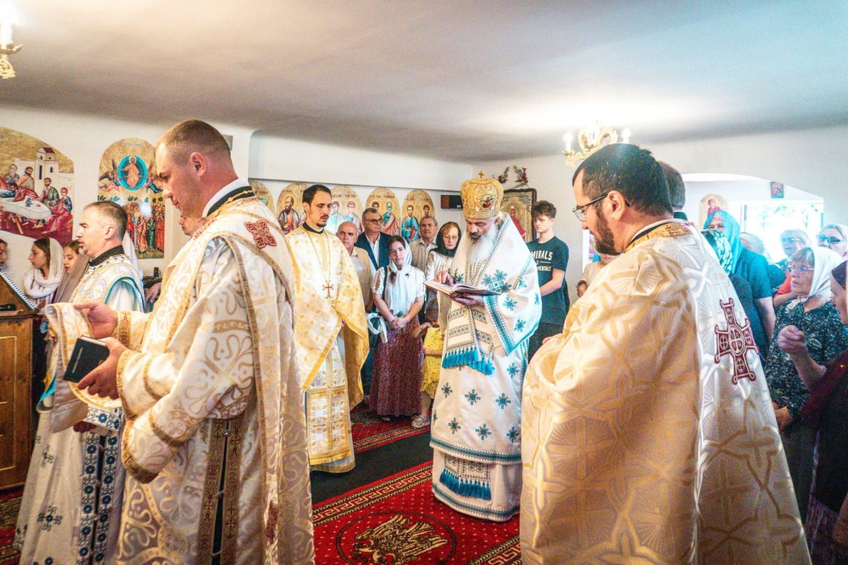 Prilej de bucurie și rugăciune la Parohia „Sfântul Apostol Andrei” din Ungheni 369407