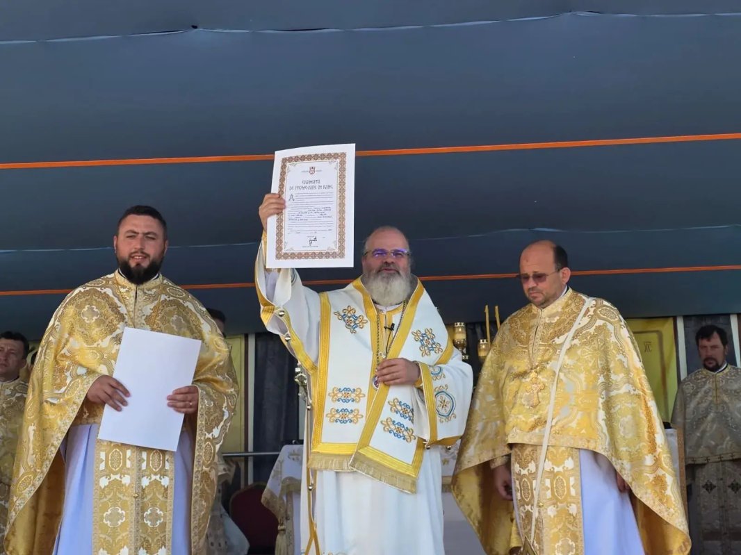 Biserica „Sfinții Nicolae și Pantelimon” din Bârlad a fost resfințită 369497