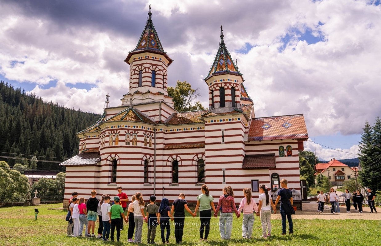 O nouă ediție a taberei „Comorile Satului” în Arhiepiscopia Sucevei și Rădăuților 369655