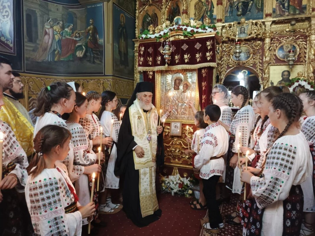 Adormirea Maicii Domnului, „Sfântul Chivot” al lui Dumnezeu  369741