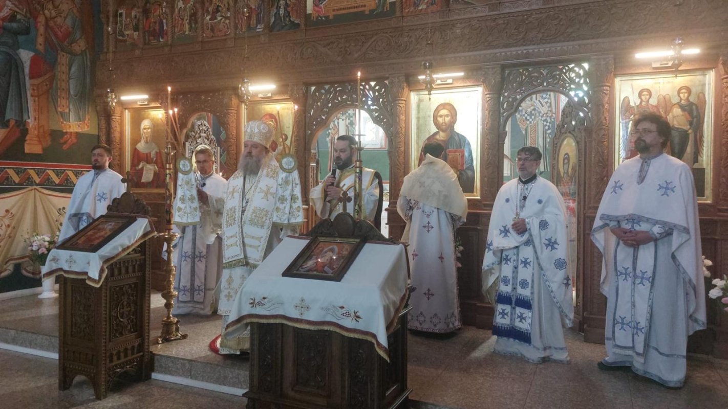 Hirotonie întru diacon la Parohia „Sfinții Arhangheli”‑Huedin 369824
