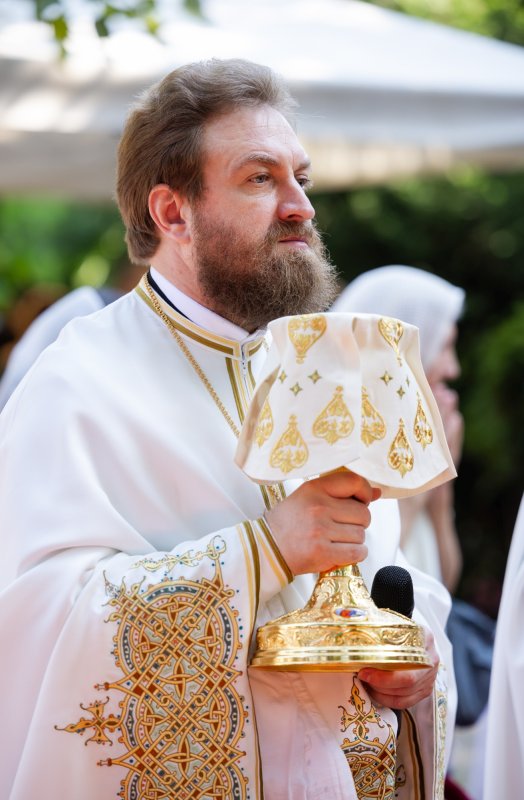 Sfântul Cuvios Ioan Iacob, cinstit la Paraclisul Catedralei Naţionale 370119