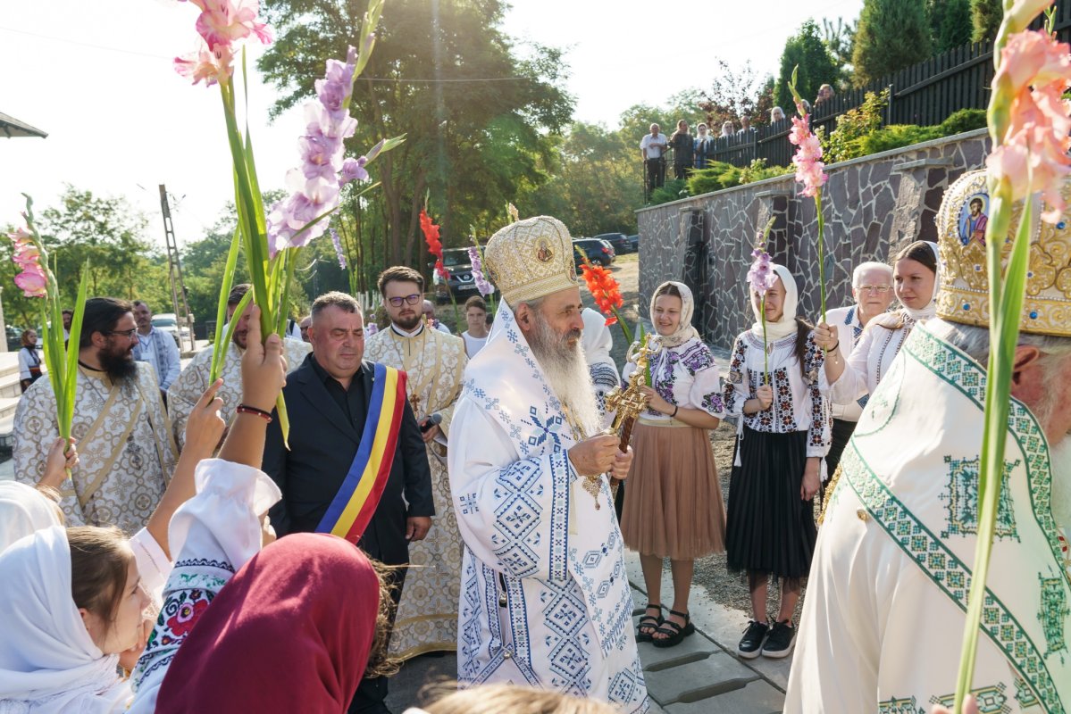 Sfântul Ioan Iacob, sărbătorit la el acasă 370129