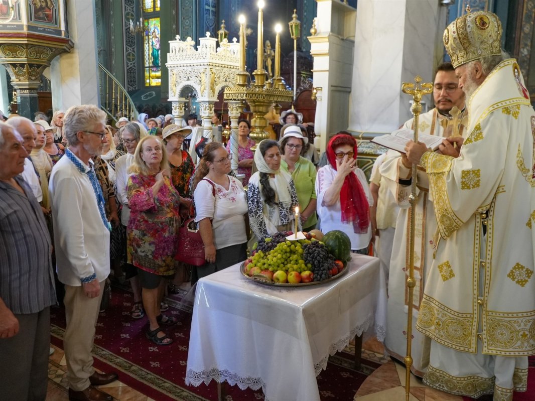 Biserica Greacă din Galați și‑a sărbătorit hramul 370224