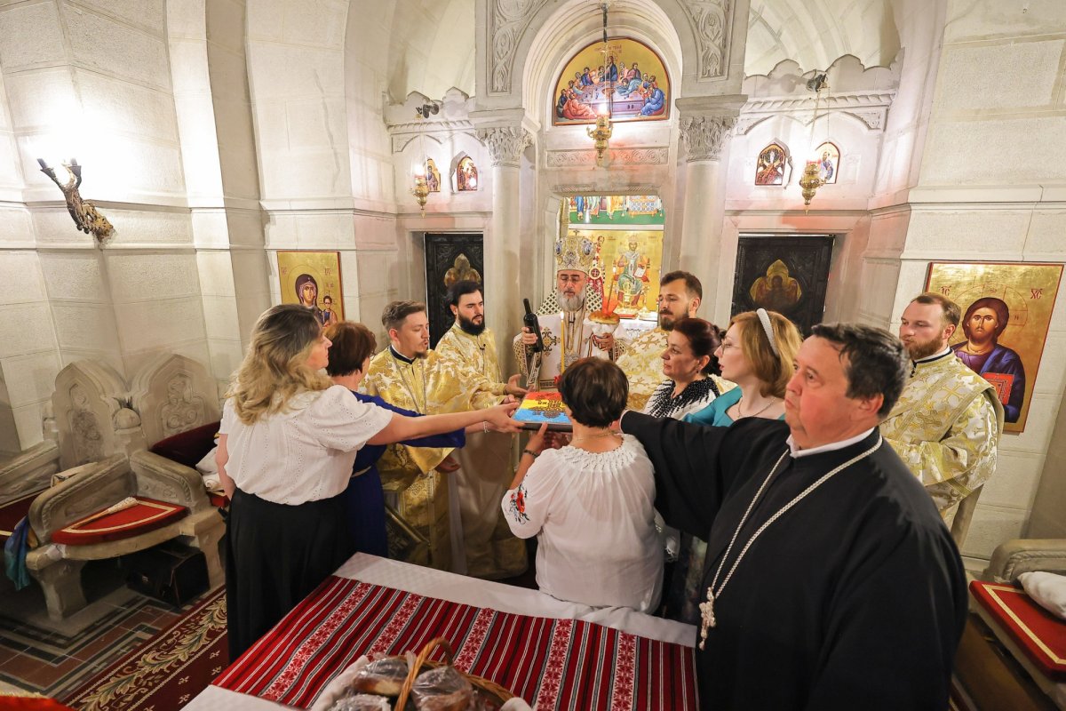 Slujire arhierească la capela Mausoleului Eroilor de la Mărășești 370191