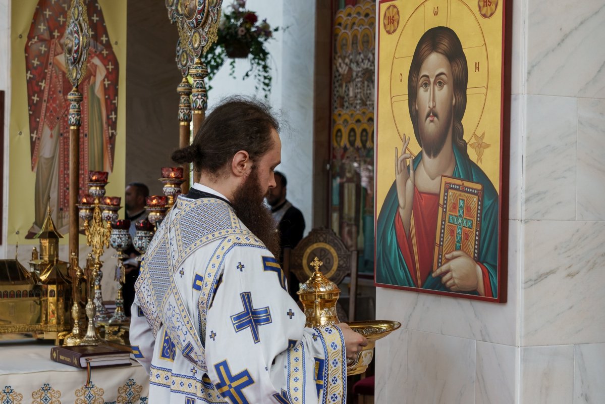 Sărbătorile nemţene au culminat cu hramul Mănăstirii Sihăstria 370334