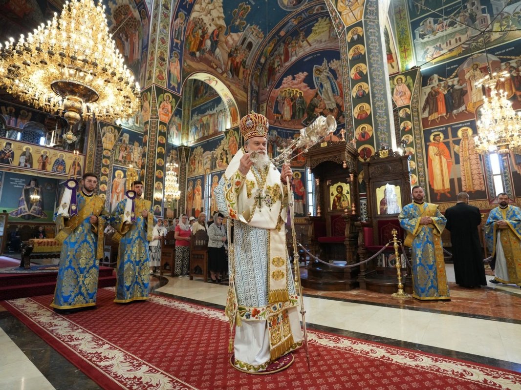 Popas de slujire la Catedrala Episcopală din Slobozia 370452