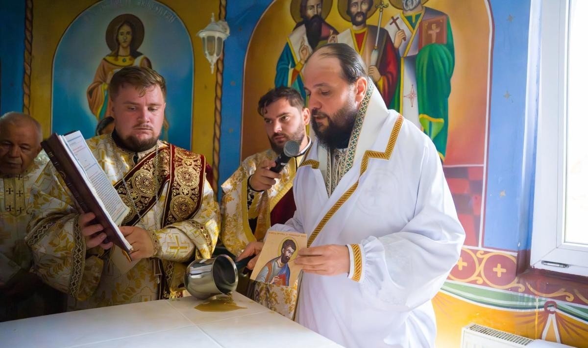 Sfințire la Mănăstirea „Sfântul Voievod Ștefan cel Mare” din Slănic Moldova 370482