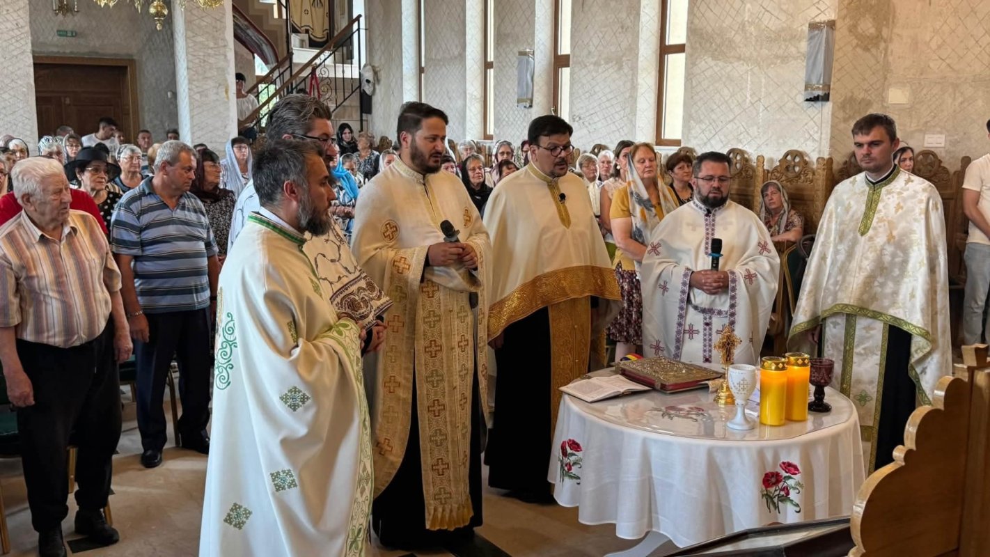 Conferință despre depresie și anxietate, la o parohie din Prahova 370602