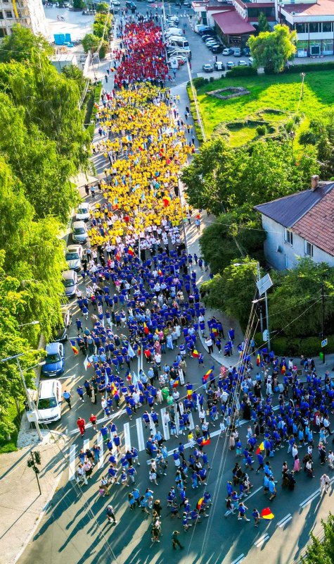 Pelerinajul tinerilor din Arhiepiscopia Târgoviștei 370582