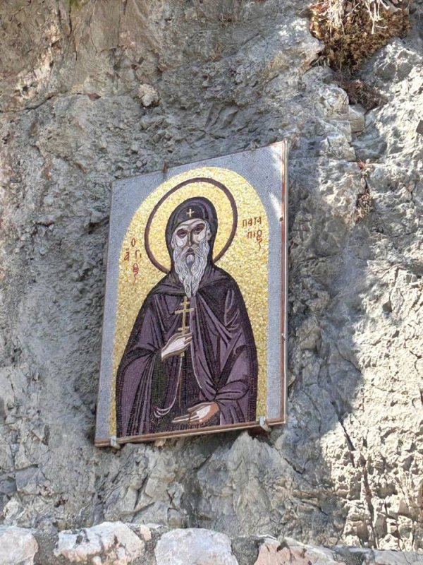 Pelerini în Grecia în Postul Adormirii Maicii Domnului 370513