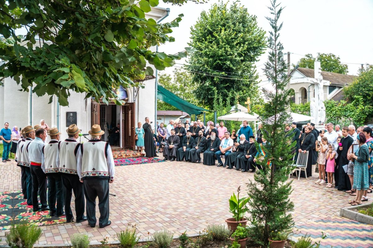 Sfântul Preot Mucenic Alexandru sărbătorit la biserica unde a slujit cinci decenii 370588