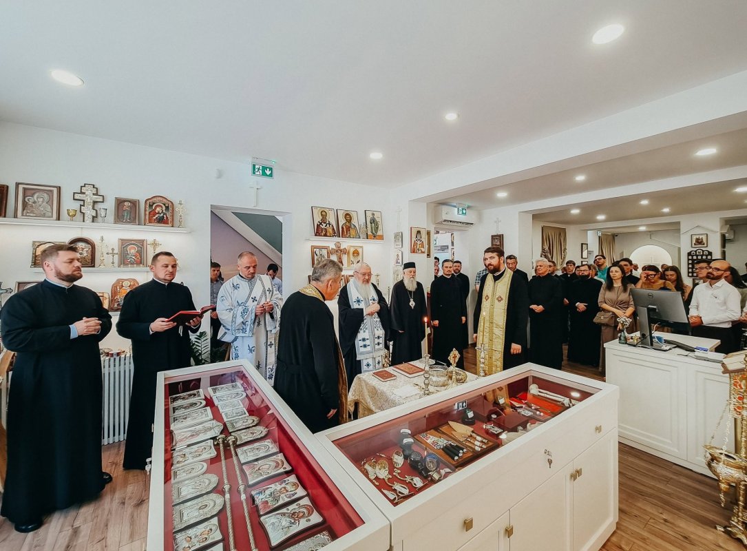 Inaugurarea Galeriei Renașterea la Cluj-Napoca 370639