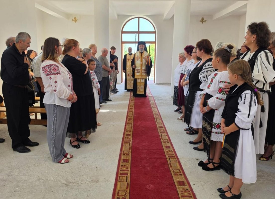 Binecuvântarea noii biserici din Parohia Lunca, judeţul Alba 370749