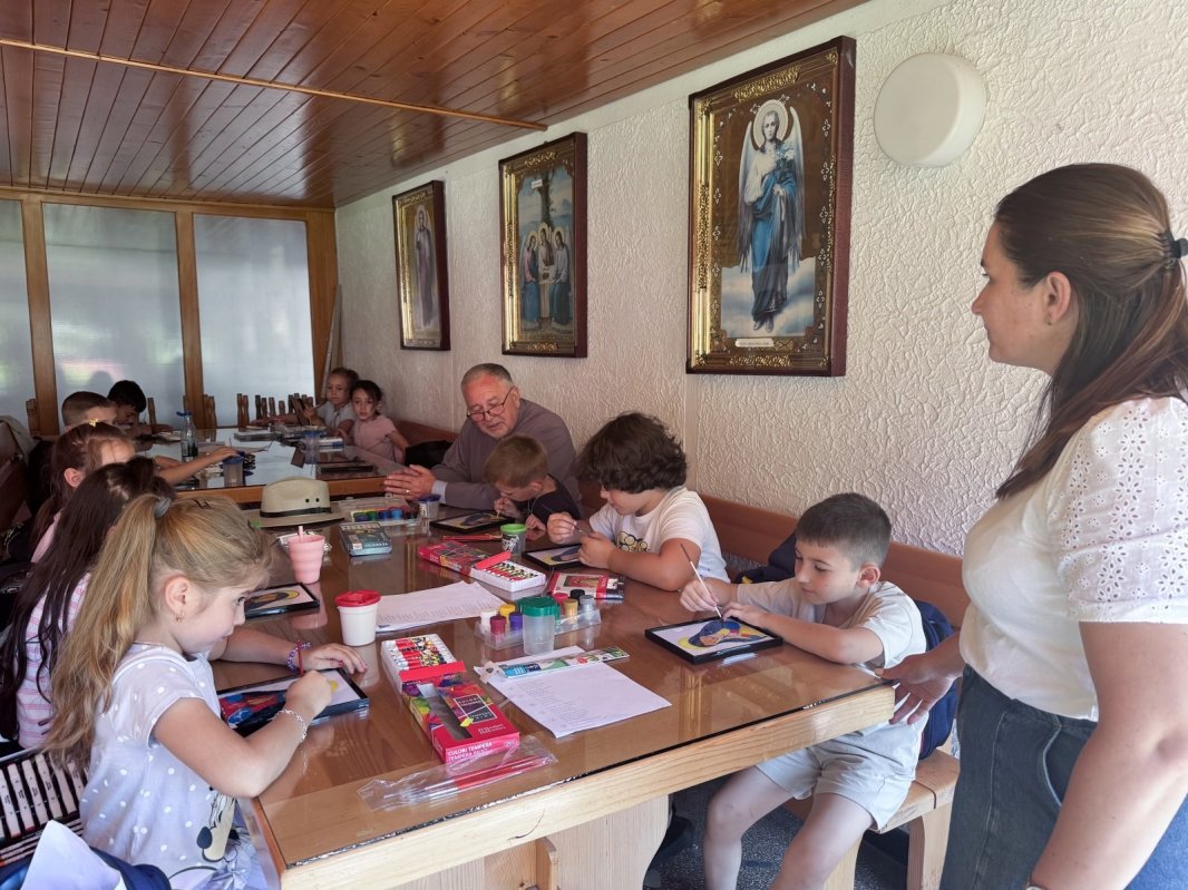 Pe urmele Sfântului Cuvios Pafnutie - Pârvu Zugravul la Robaia 370744