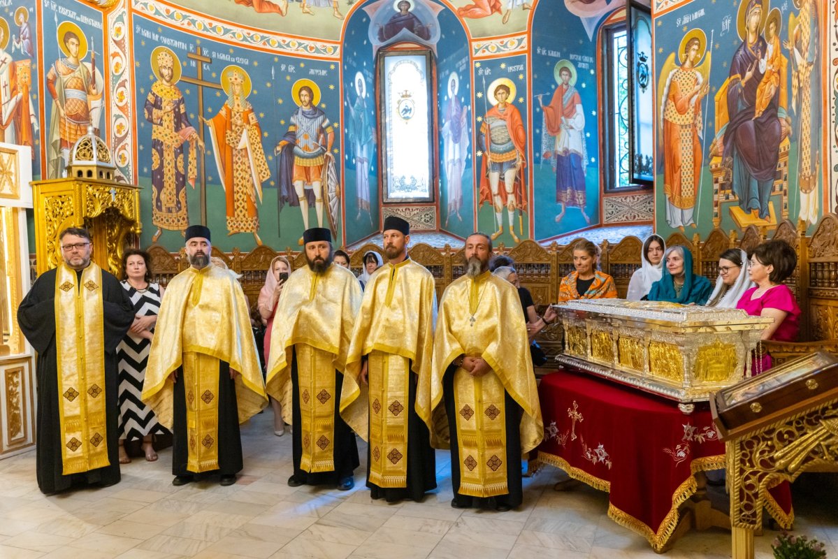 Slujba Privegherii în cinstea Sfintei Doamne Maria Brâncoveanu 370993
