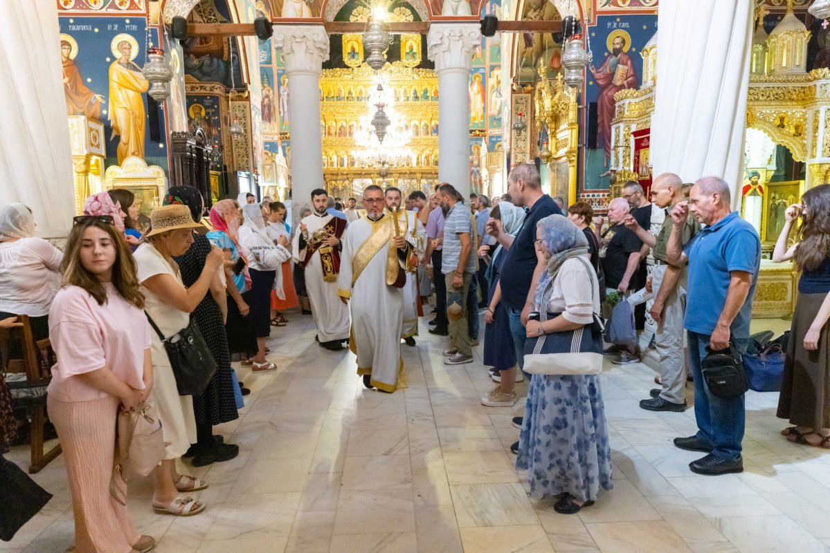 Slujba Privegherii în cinstea Sfintei Doamne Maria Brâncoveanu 370996
