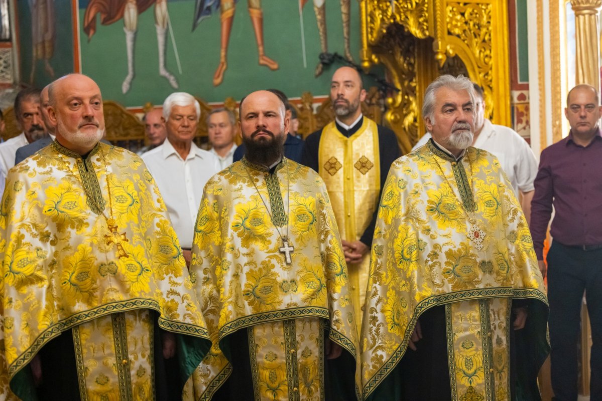 Slujba Privegherii în cinstea Sfintei Doamne Maria Brâncoveanu 370997