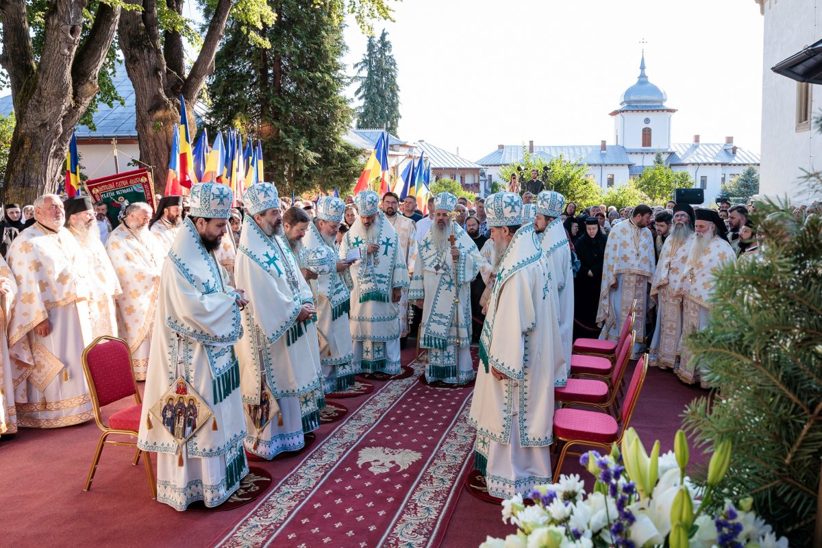 Îmbogăţirea sinaxarului de la Văratec cu noi sfinte cuvioase 371170