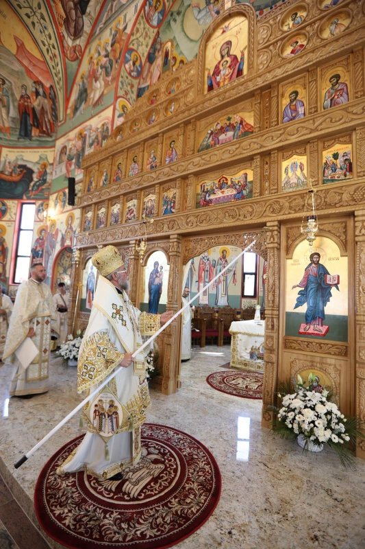 Biserica parohiei maramureșene Șișești a fost sfințită 371342