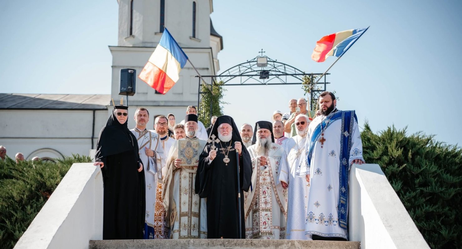 Hram şi pomenirea eroilor marinari în Episcopia Tulcii 371331