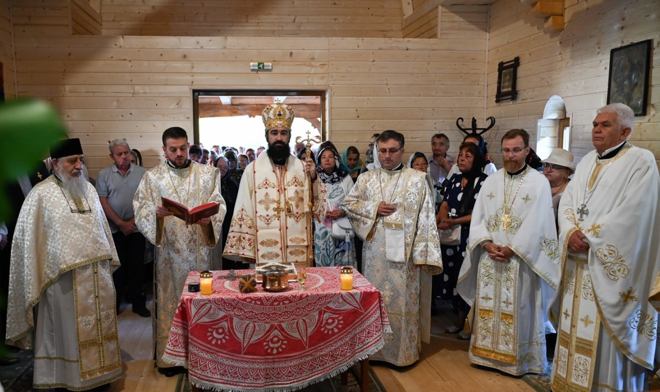 Binecuvântări arhiereşti în eparhia hunedoreană 371405