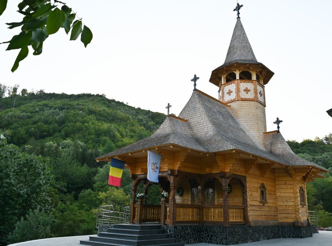 Binecuvântări arhiereşti în eparhia hunedoreană 371408